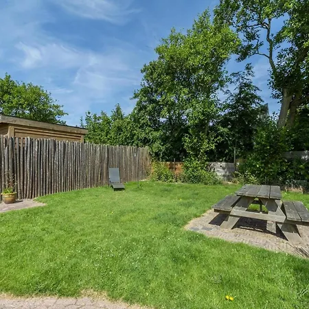 Beachside With Garden Holiday home Callantsoog