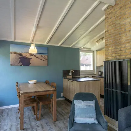 Holiday home Beachside With Garden *