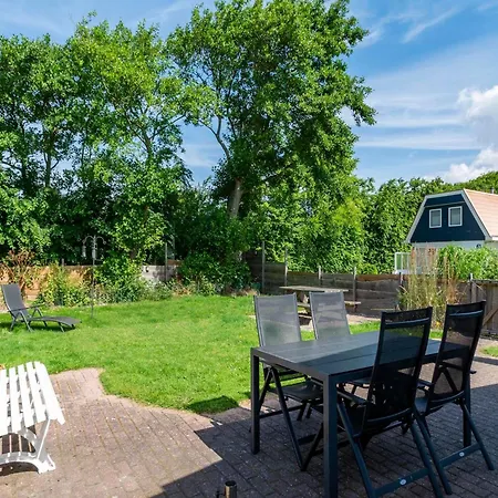 Holiday home Beachside With Garden Callantsoog